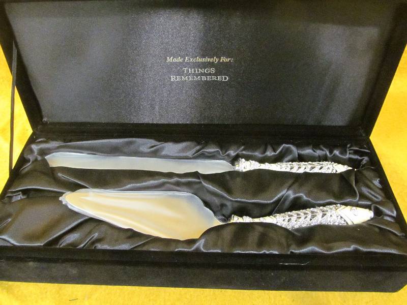 Knife & Cake Server