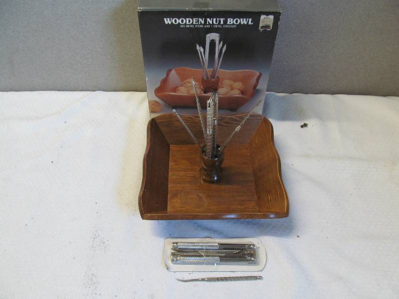 Nut Bowl