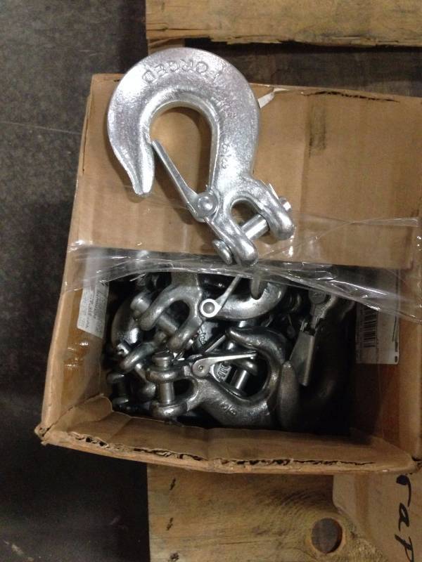 lot 17 image: Approximately (15) 38 Winch Hooks...