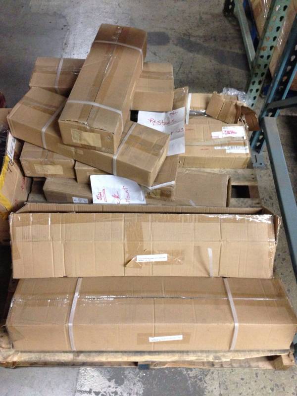 lot 23 image: Pallet of Various Recovery Winch Ch...