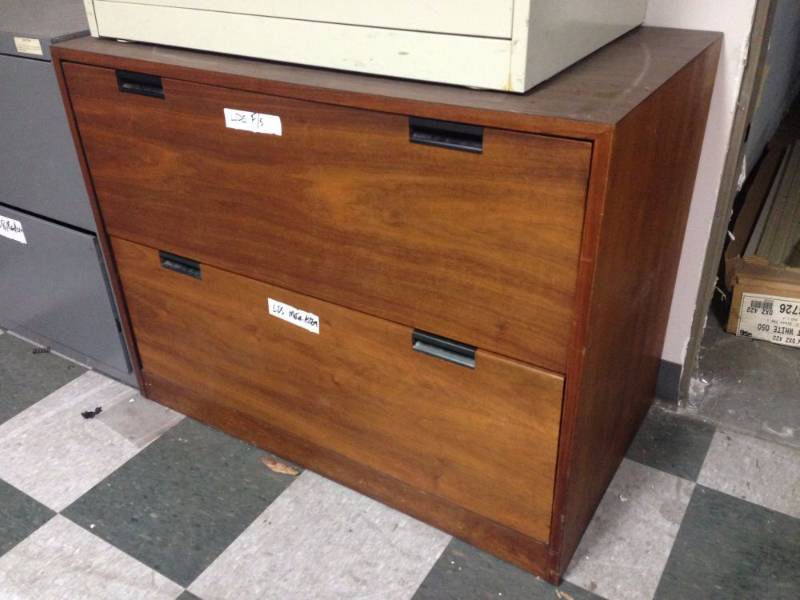 lot 36 image: Brown Two Drawer Filing Cabinet 36...