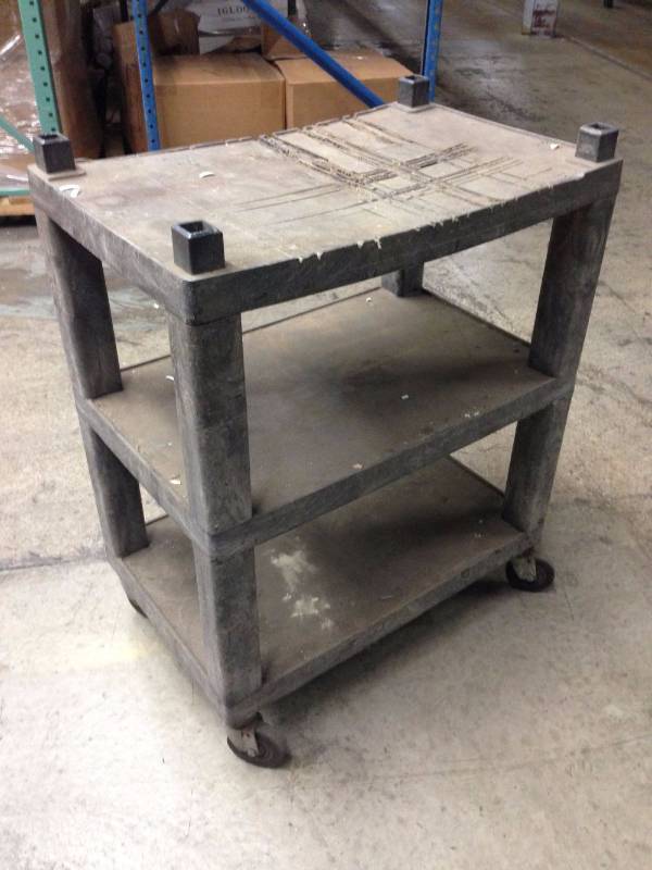 lot 49 image: Plastic Cart on Wheels 28.5 Inches...