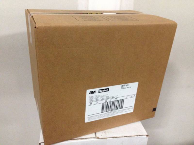 lot 74 image: NEW Sealed Box of 3M Scotch Packagi...