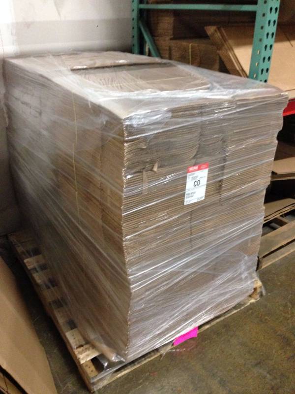 lot 84 image: Pallet of NEW Boxes...