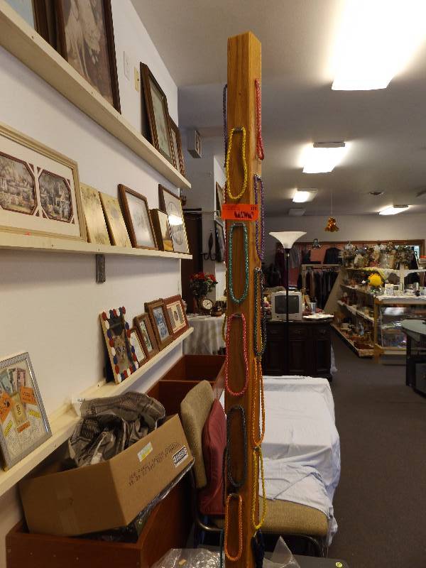 Tall Wood Cat Scratcher