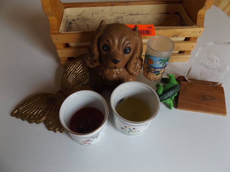 Puppy Statue, 2 Candles, Wood Plant Tray, Gold Butterflly