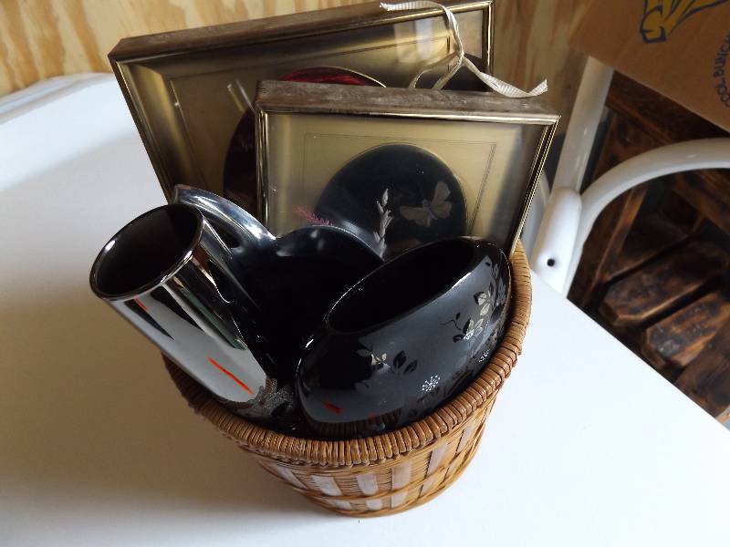 Wicker Basket with 2 Butterfly Hangings and Vases
