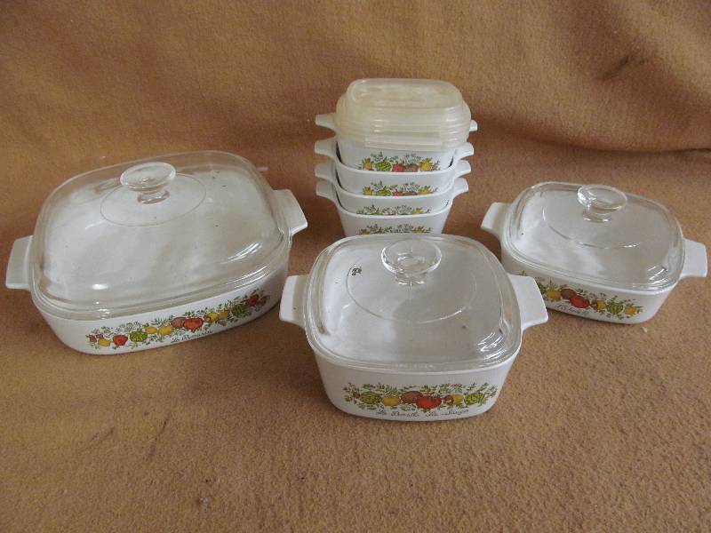 Corning Ware Set