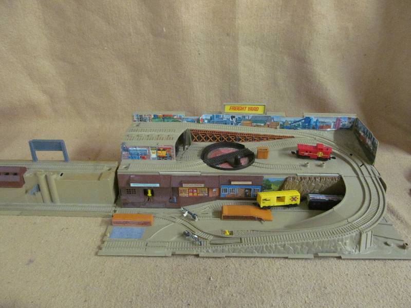 Toy Rail Yard