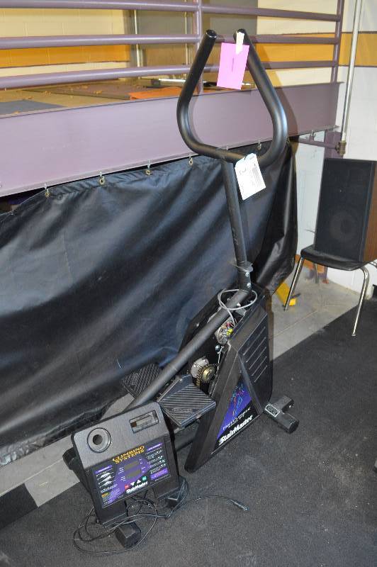 lot 2 image: Stair Master Free Climber 4200 PT