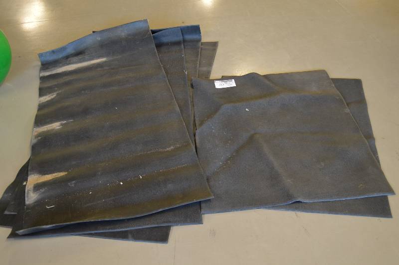 lot 20 image: Gym Mats