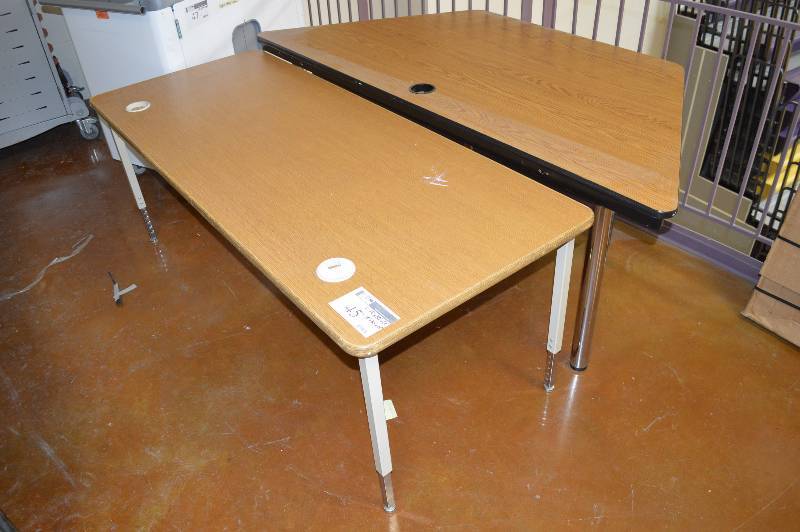 lot 45 image: Student Activity Tables (2)