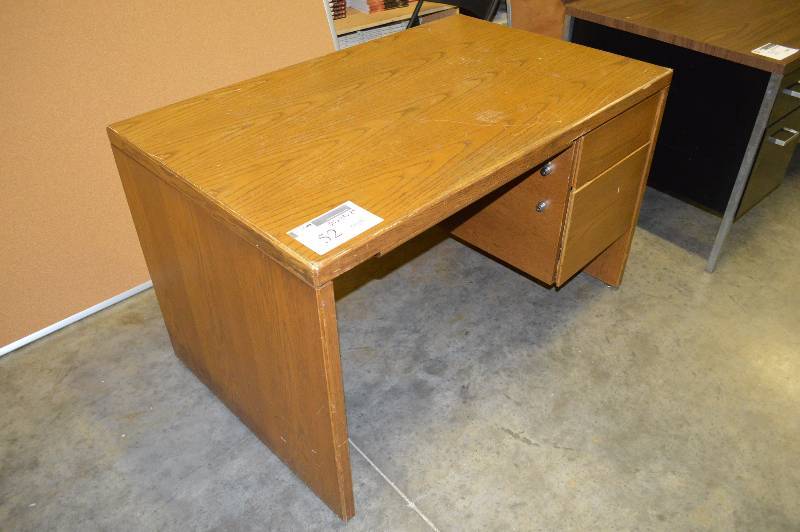 lot 52 image: Wooden Desk with three drawers