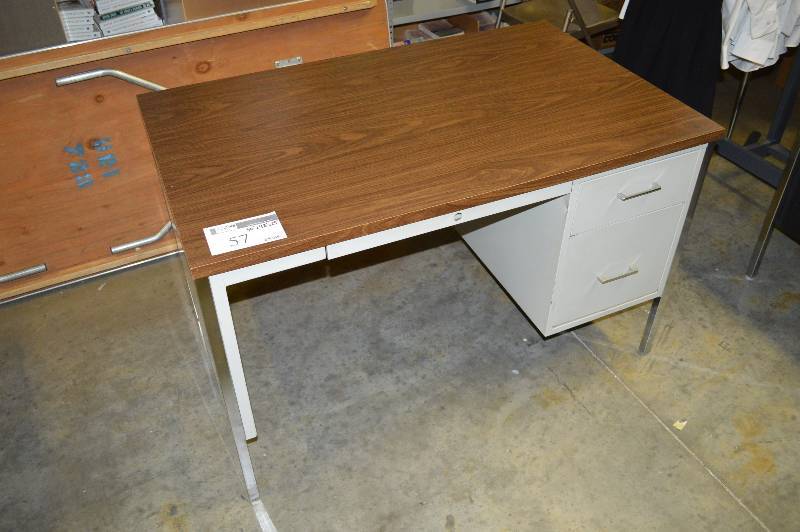 lot 57 image: Office Desk