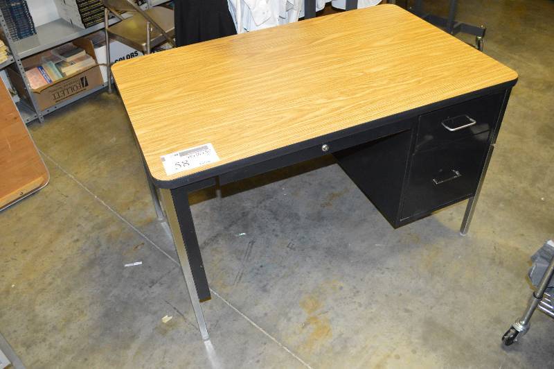 lot 58 image: Office Desk