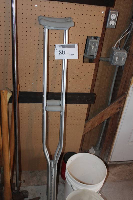 Crutches (2)