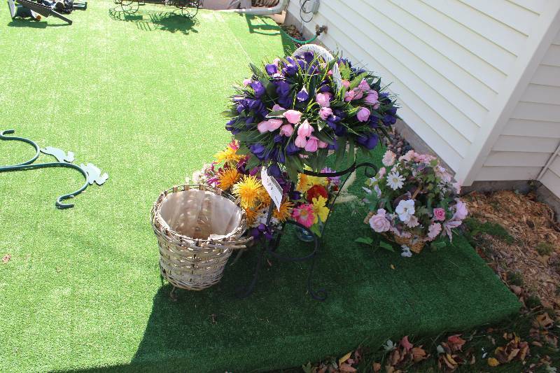Lot of (5) Flower Arrangements & Container