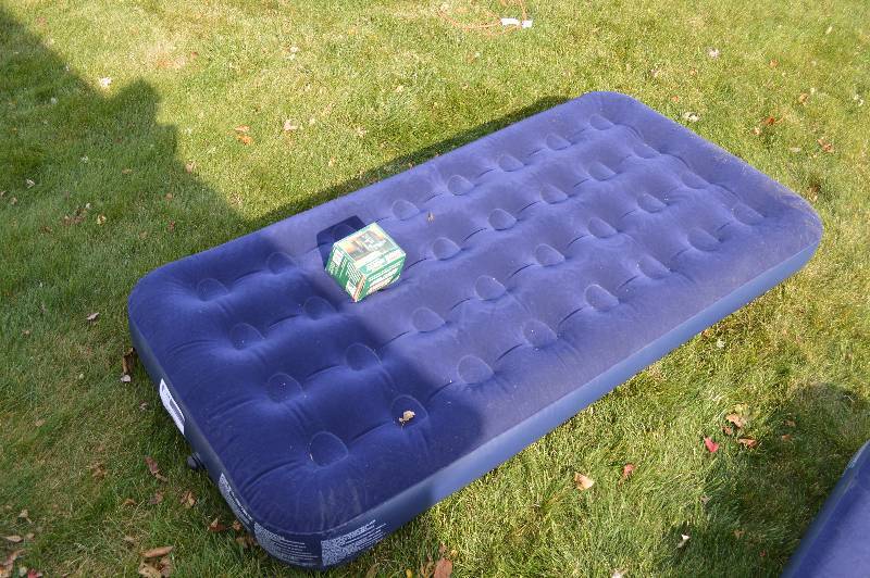 Air Matress with Coleman Pump