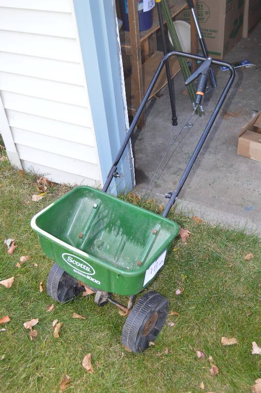 Scotts Lawn Spreader