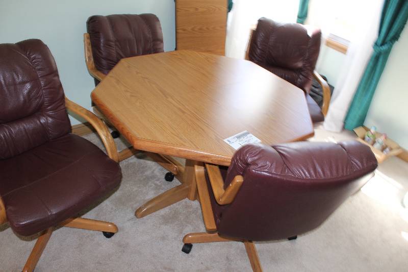 Hexagon Table with Leaf and Chairs (4)