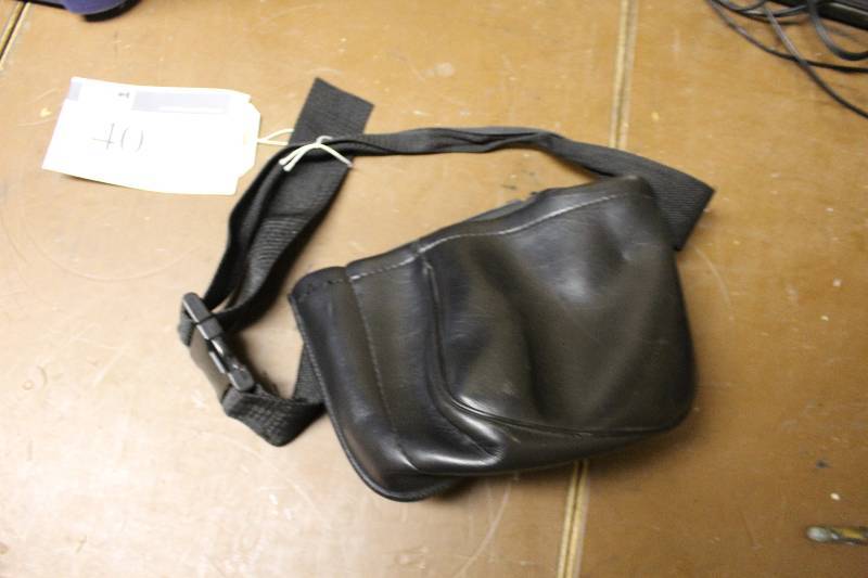 Black leather Shot Gun Ammo pouch for Trap and Skeet