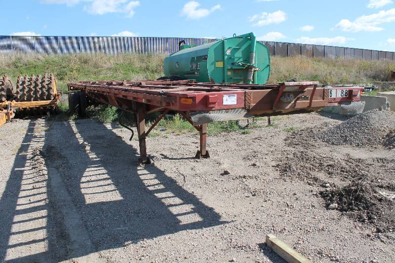 1986 Utility Brand Flat Bed Semi Trailer VIN 1UYFS2489GA524902,