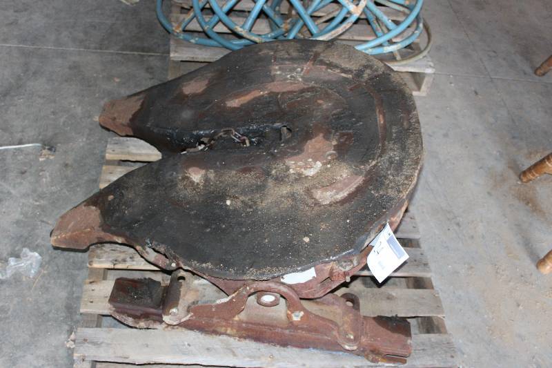 Fifth Wheel Hitch.