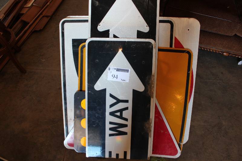 Lot of (7) Miscellaneous Road Signs.