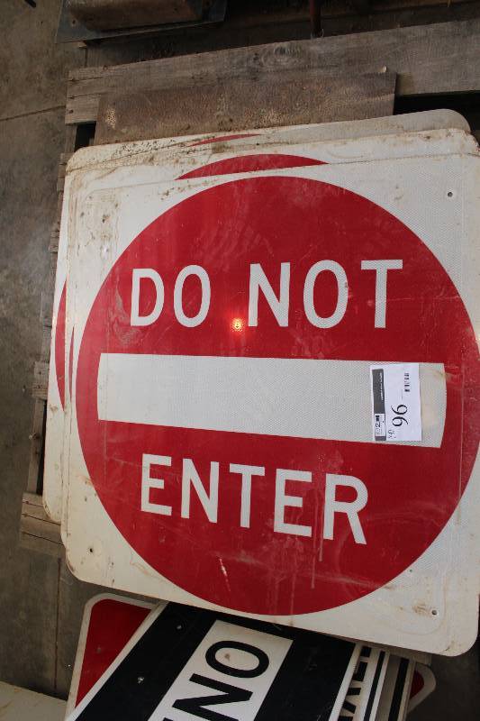 Lot of (4) Miscellaneous Road Signs.