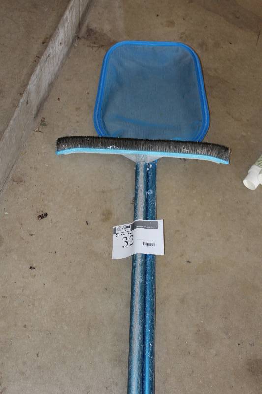 lot 32 image: Lot of (2) Pool Tools.