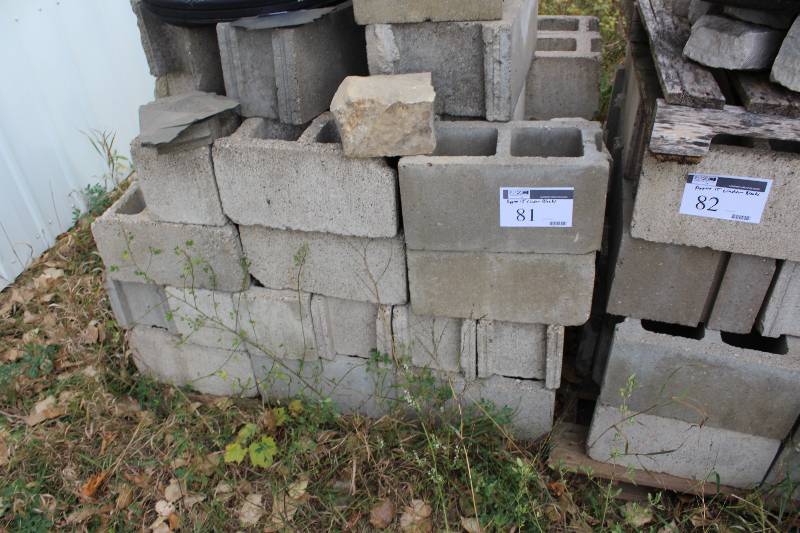 lot 81 image: Lot of app. 15 ct. Cinder Blocks.