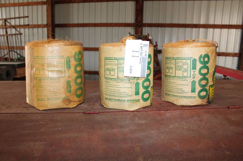 lot 11 image: Lot of (3) Twine Bales.