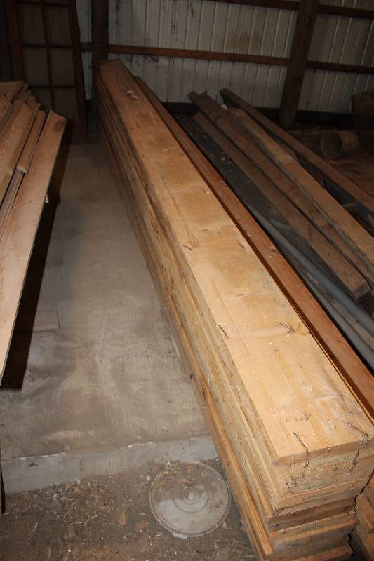 lot 105 image: Lot of (5) Used Pine 2 x 10s 16 Ft. Long.  Used Rafter Boards.