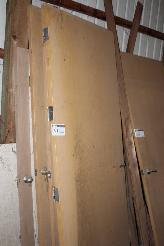 lot 91 image: Solid Core Oak Veneered Doors wFrame 34 x 96.