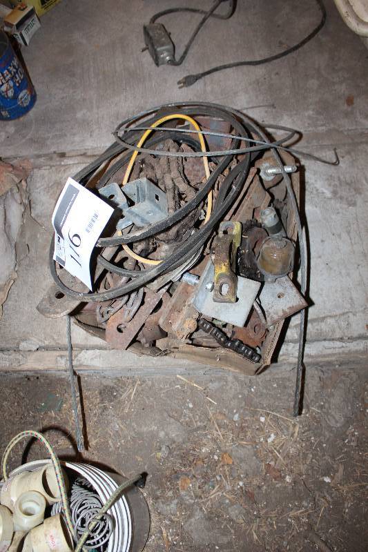 lot 116 image: Box Lot of Miscellaneous Metal Hardware.