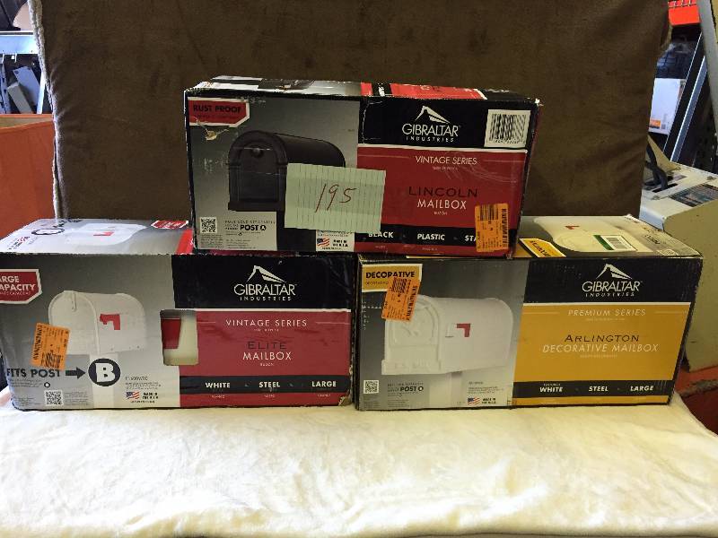 Lot Of Mailboxes