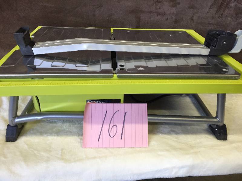 Ryobi 7 Wet Tile Saw- Damaged tray review pictures - works