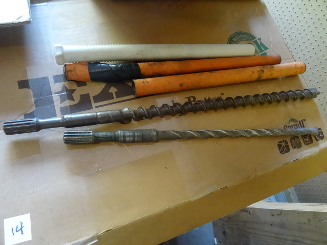 lot 9 image: 2 Large Concrete Drill Bits