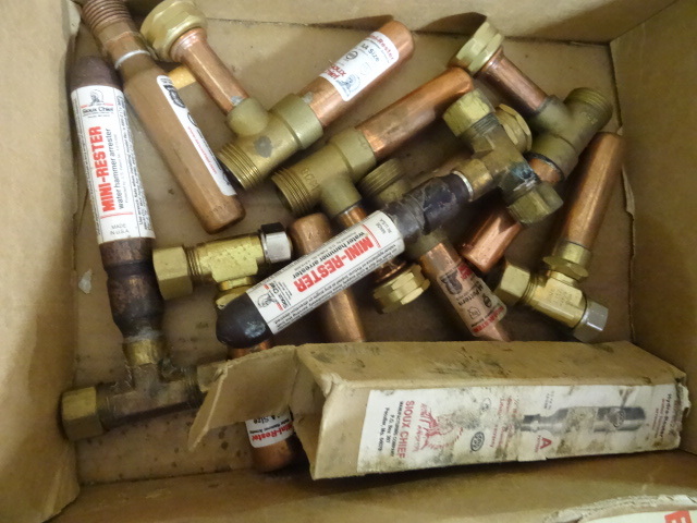 lot 41 image: Box of Sioux Chief Water Hammer Arrestors Mini-Rester