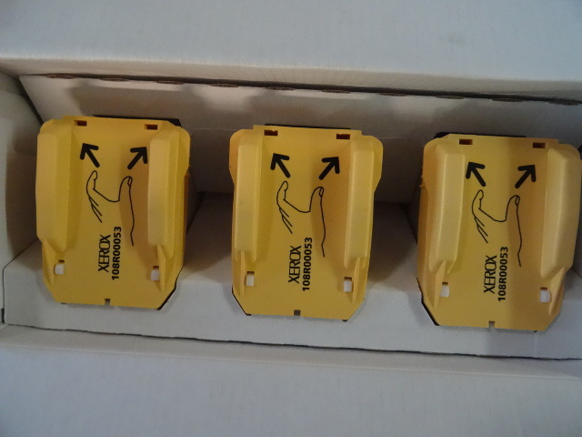 lot 100 image: Xerox staple cartridges (New set of 6)