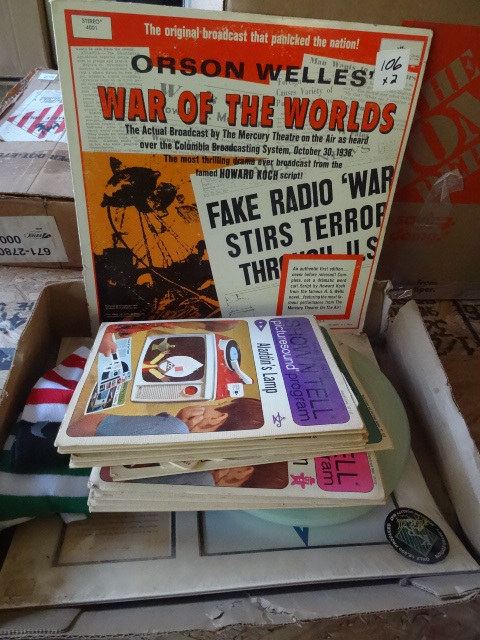 lot 106 image: Show and Tell Picturesound Video Records Plus War of the Worlds LP Plus More