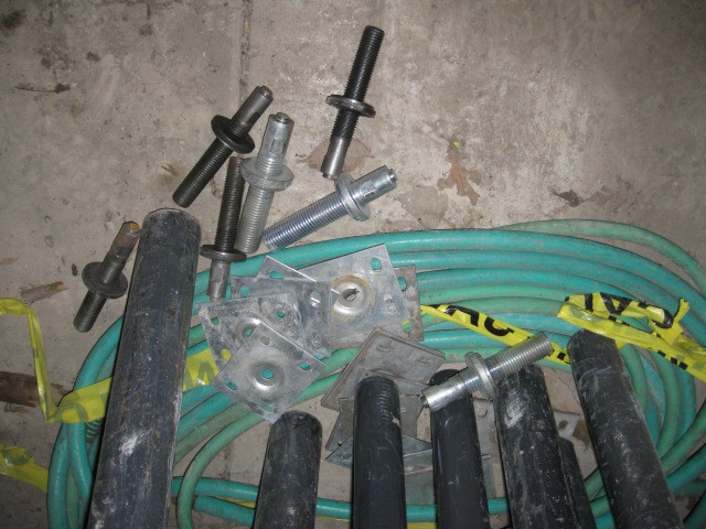 7 Adjustable Poles