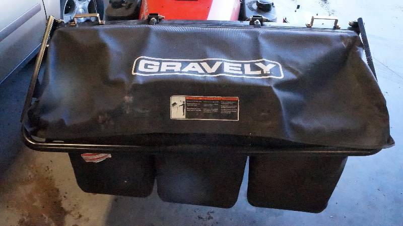 Gravely 3 Bag Bagger  Blower
