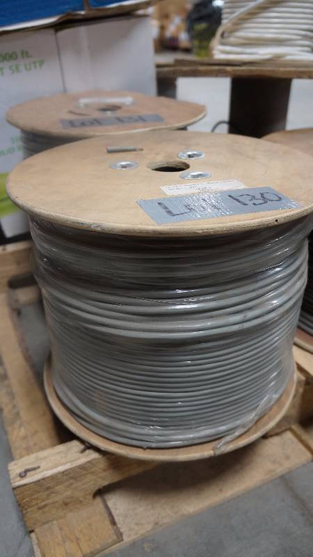lot 130 image: NEW UNOPENED 1000 Spool of 16 AWG Inwall CL2 Rated 2 Cond Speaker Cable 24-5775