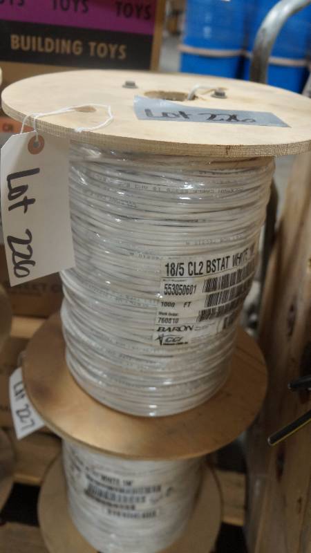 lot 226 image: NEW UNOPENED 1000 Spool of Baron CCI 185 CL2 BSTAT White 1M Cable