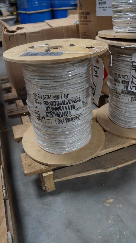 lot 228 image: NEW UNOPENED 1000 Spool of Baron CCI 185 CL2 BSTAT White 1M Cable