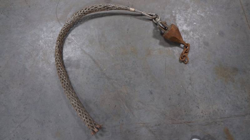 lot 331 image: Wire Puller