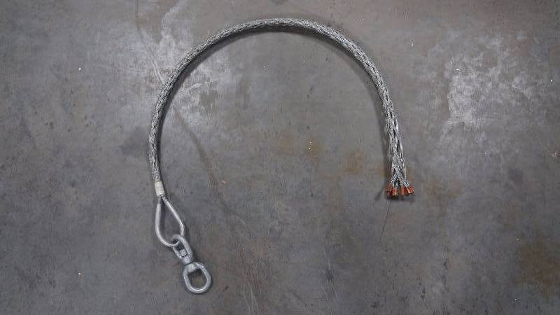 lot 332 image: Wire Puller