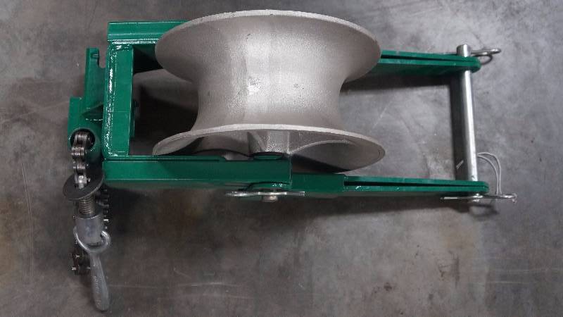 lot 336 image: GREENLEE F685 lexible Pipe Adapter Cable Puller