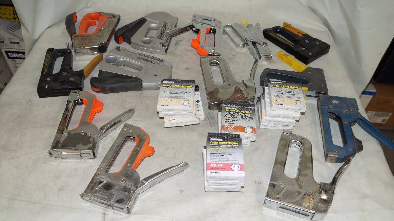 lot 600 image: Box Of Staple Guns And Staples